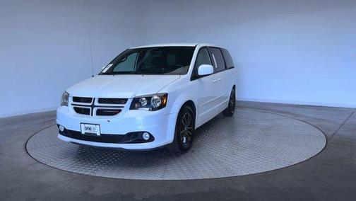 2016 Dodge Grand Caravan R/T