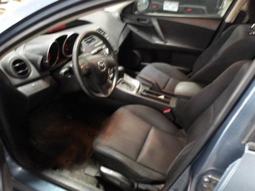 2011 Mazda Mazda3 i Sport