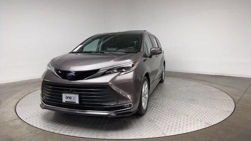 2021 Toyota Sienna