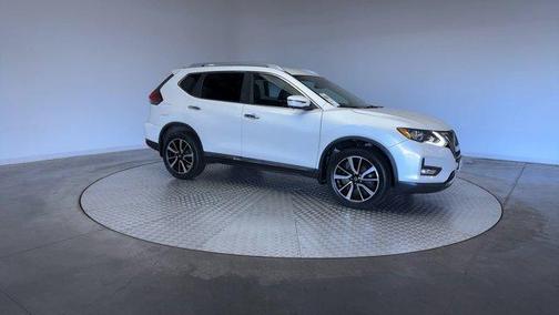 2020 Nissan Rogue SL