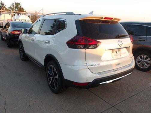 2020 Nissan Rogue SL