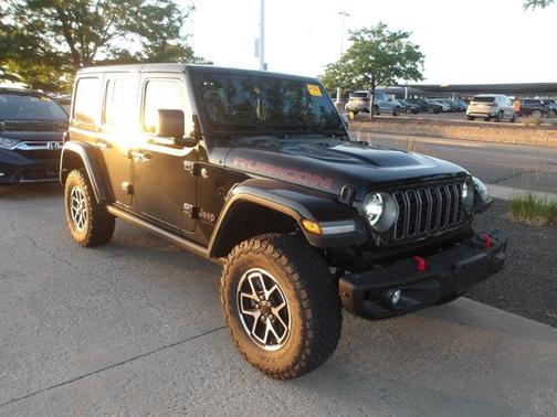 Black Clearcoat 2025 Jeep Wrangler Rubicon