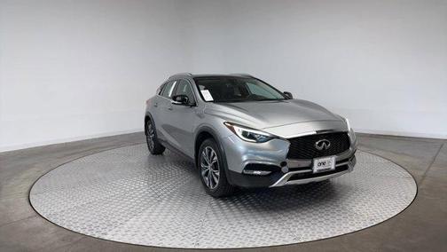 2018 INFINITI QX30 Premium