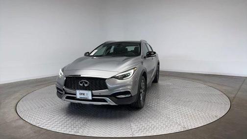2018 INFINITI QX30 Premium