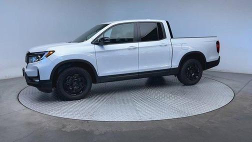 2025 Honda Ridgeline TrailSport+
