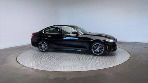 2021 BMW 330 i