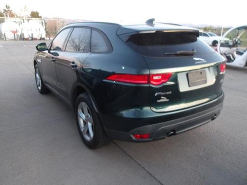 2018 Jaguar F-PACE 25t Premium
