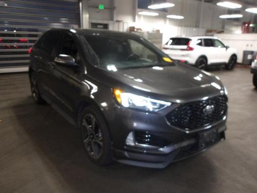 2020 Ford Edge ST