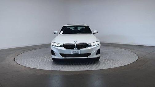 2024 BMW 330 i xDrive