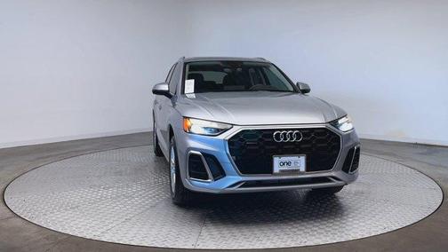 2022 Audi Q5 45 S line quattro Premium