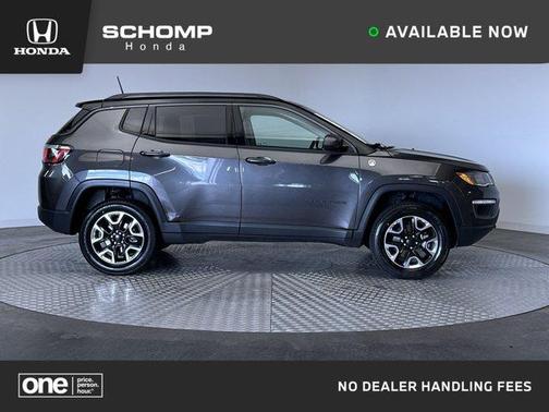 Granite Crystal Clearcoat Metallic 2018 Jeep Compass Trailhawk