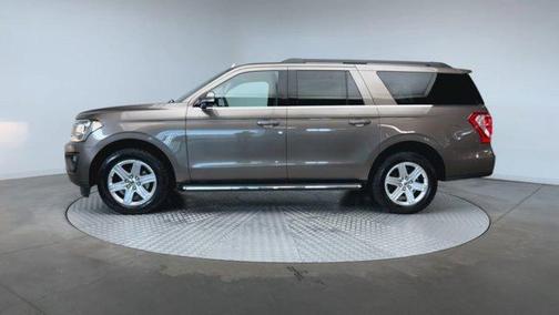 Gold 2019 Ford Expedition Max XLT