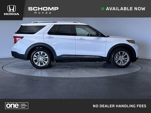 White Metallic 2021 Ford Explorer Limited