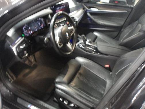2023 BMW M550 i xDrive