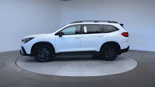 Crystal White Pearl 2023 Subaru Ascent Onyx Edition Limited