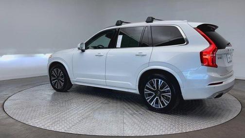 2021 Volvo XC90 T6 Momentum 7 Passenger