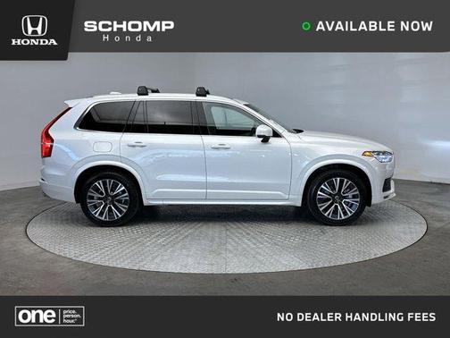 2021 Volvo XC90 T6 Momentum 7 Passenger