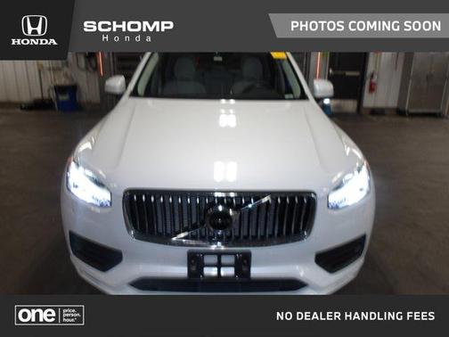 2021 Volvo XC90 T6 Momentum 7 Passenger