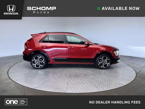 2023 Kia Niro Plug-In Hybrid SX Touring