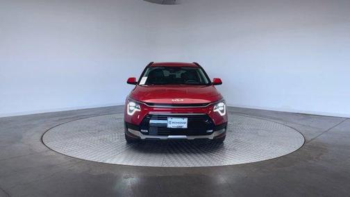 2023 Kia Niro Plug-In Hybrid SX Touring