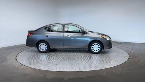 2017 Nissan Versa 1.6 SV