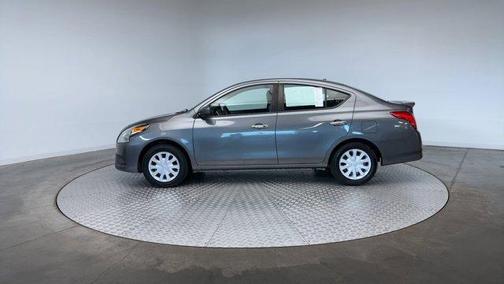 2017 Nissan Versa 1.6 SV