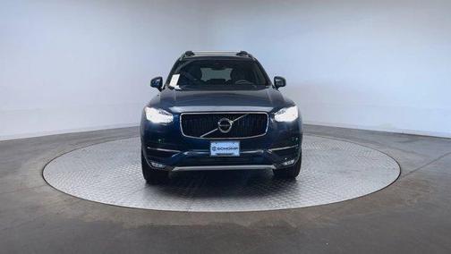 2018 Volvo XC90 T6 Momentum