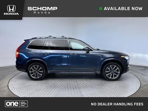 2018 Volvo XC90 T6 Momentum