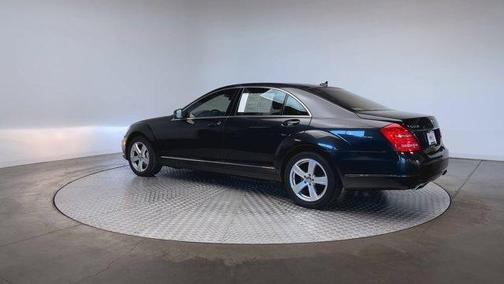 Magnetite Black Metallic 2011 Mercedes-Benz S-Class S 550 4MATIC