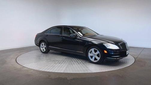 Magnetite Black Metallic 2011 Mercedes-Benz S-Class S 550 4MATIC