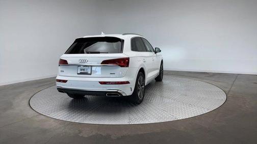 2023 Audi Q5 45 S line Premium Plus