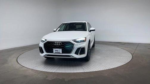 2023 Audi Q5 45 S line Premium Plus