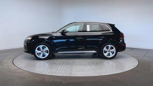 2022 Audi Q5 45 S line Premium Plus