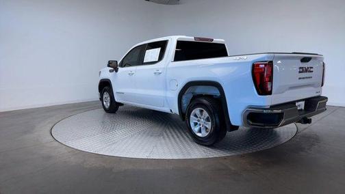 2024 GMC Sierra 1500 SLE