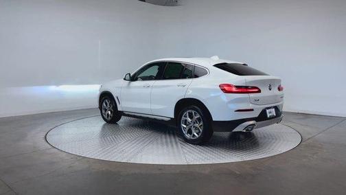 2022 BMW X4 xDrive30i