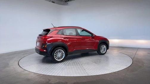 2021 Hyundai KONA SEL