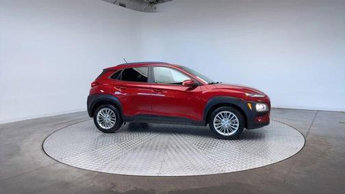 2021 Hyundai KONA SEL