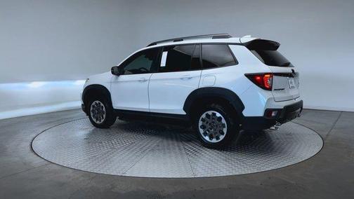 Platinum White Pearl 2025 Honda Passport TrailSport