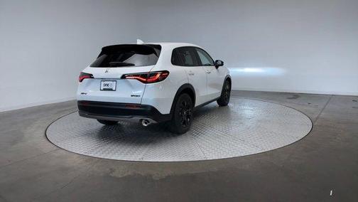 Platinum White Pearl 2026 Honda HR-V Sport