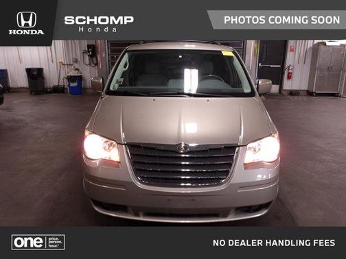 2009 Chrysler Town & Country Touring