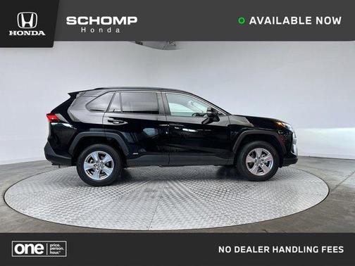 2022 Toyota RAV4 Hybrid XLE