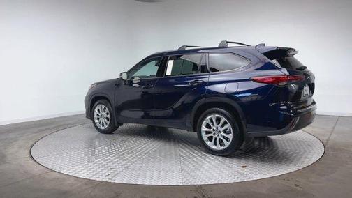2022 Toyota Highlander Limited