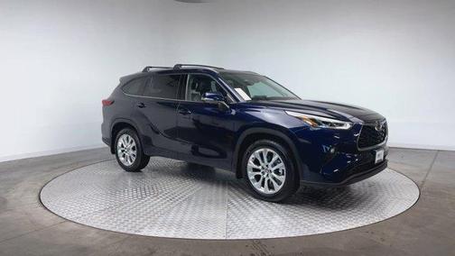 2022 Toyota Highlander Limited