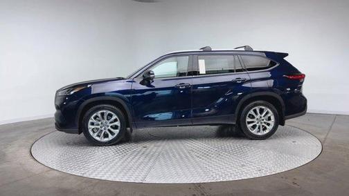 2022 Toyota Highlander Limited
