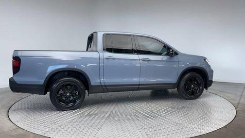 2022 Honda Ridgeline Black Edition