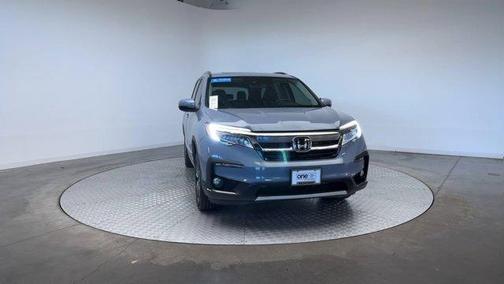 2022 Honda Pilot Touring 7-Passenger