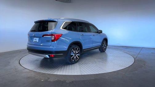 2022 Honda Pilot Touring 7-Passenger
