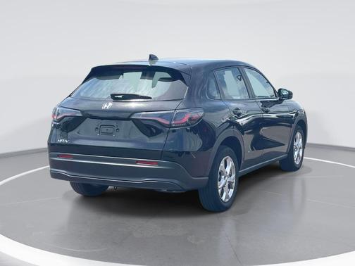 Crystal Black Pearl 2023 Honda HR-V LX
