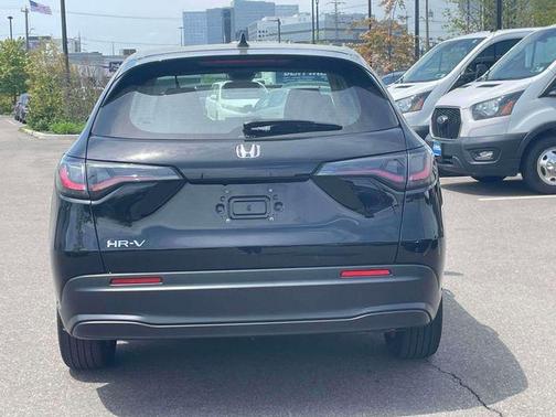 Crystal Black Pearl 2023 Honda HR-V LX
