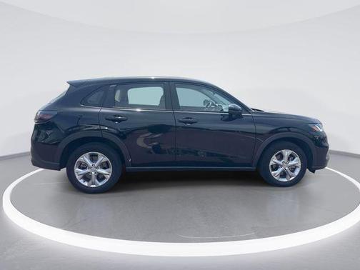 Crystal Black Pearl 2023 Honda HR-V LX